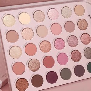 Colourpop smoke’ n roses eyeshadow palette